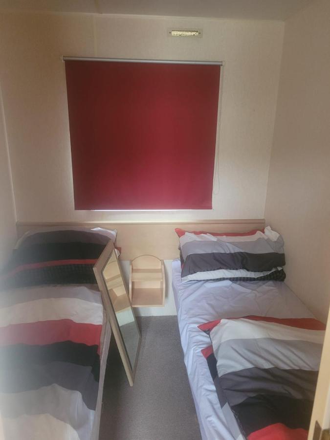 Sylvie'S Den Apartment Ingoldmells Bagian luar foto